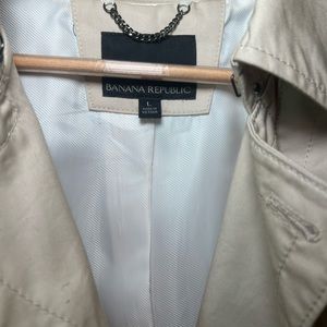 Beige Banana Republic trench coat size L TTS